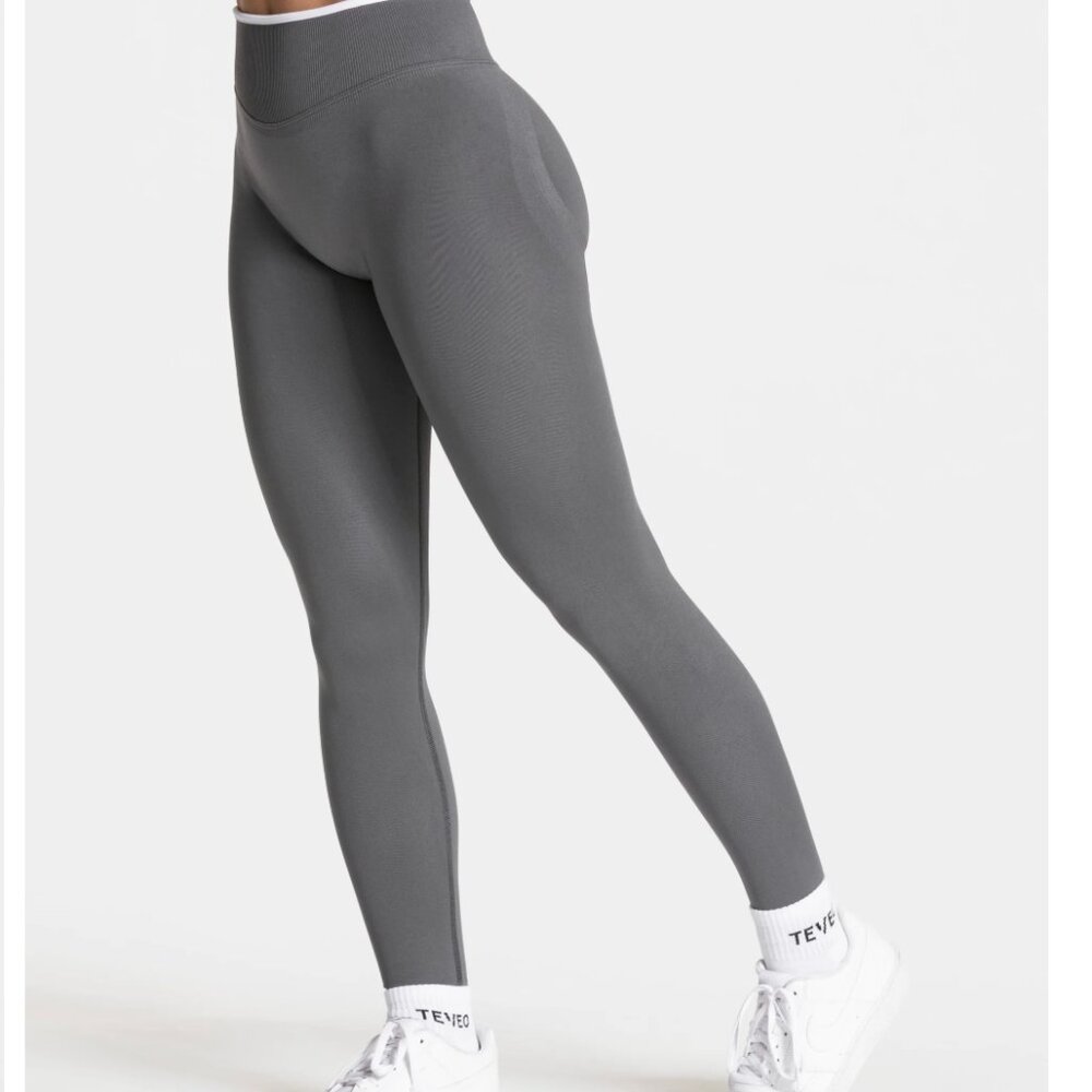 Teveo Contrastline Sculpt Scrunch Leggings ‘Graphite’